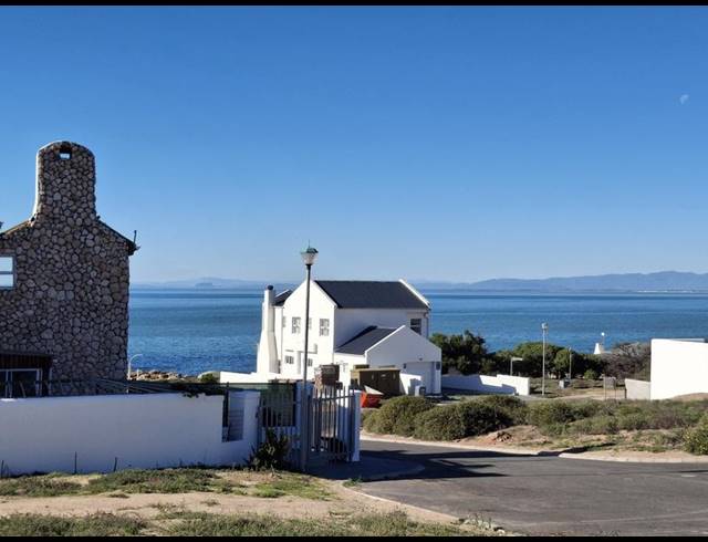 LAND FOR SALE IN ST HELENA VIEWS